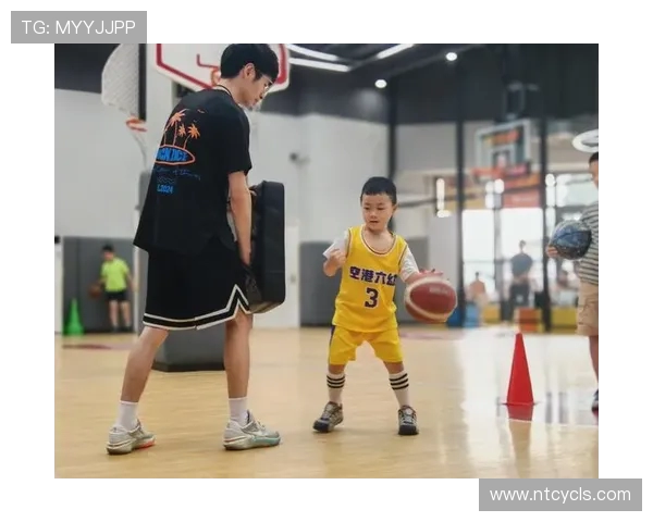 吴冠希在篮球赛场上的崛起与挑战展现了年轻运动员的拼搏精神与无限可能